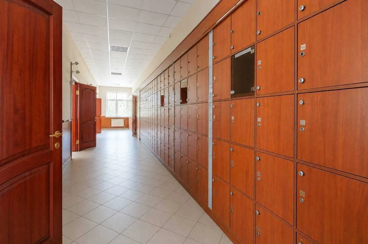 продаж приміщення вільного призначення, будівлі Київ, Печерський, 1800000 $