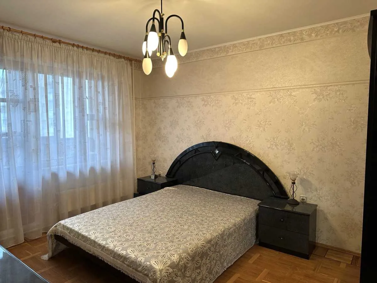 довгострокова оренда 3-к квартира Київ, Дарницький, 18000 грн./міс.