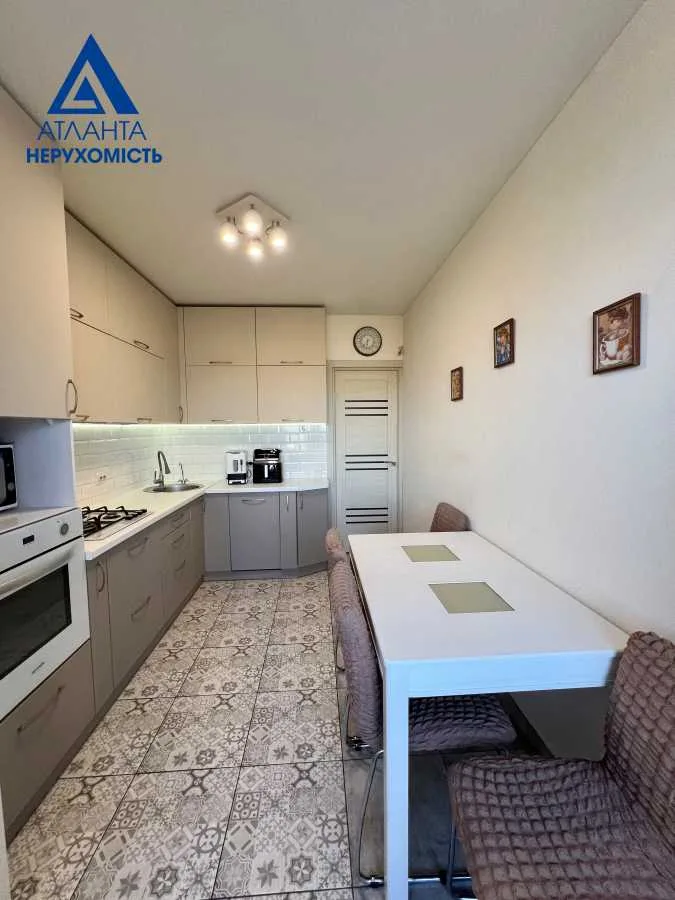 продаж 1-к квартира Луцьк, Струмівка, 65000 $