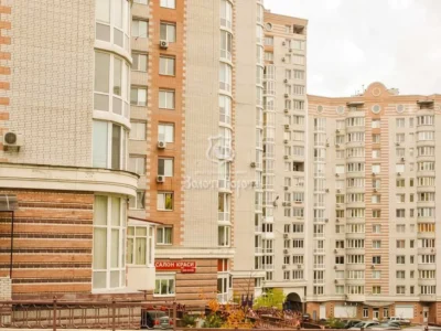 продаж 2-к квартира Київ, Шевченківський, 130000 $