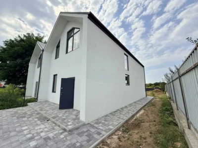продаж 3-к будинок Києво-Святошинський, Хотів, 92500 $