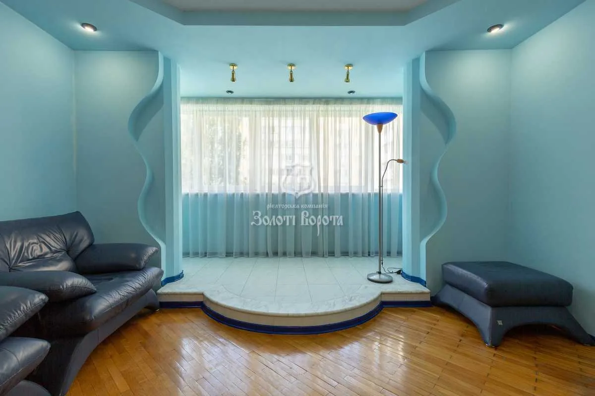 продаж 3-к квартира Київ, Солом`янський, 70000 $