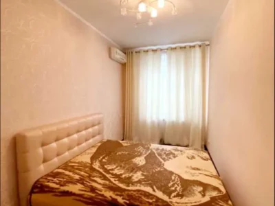подобова оренда 2-к квартира Дніпро, Центральний, 2200 грн./добу