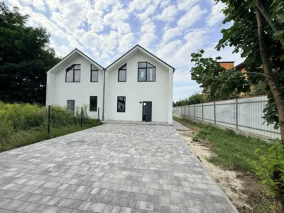 продаж 3-к будинок Києво-Святошинський, Хотів, 92500 $