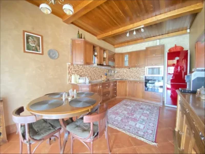 продаж 10-к будинок Хустський, Хуст, 135000 $