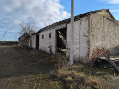 продаж склади Володимирецький, Любахи, 498400 грн.