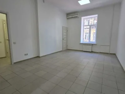 довгострокова оренда торгові площі Київ, Шевченківський, 58000 грн./міс.