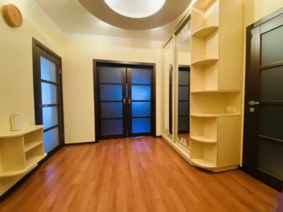 продаж 3-к квартира Київ, Дарницький, 129500 $