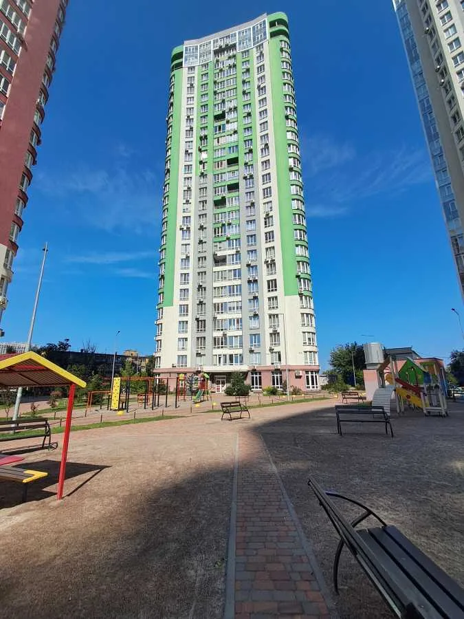 продаж 3-к квартира Київ, Дніпровський, 107000 $