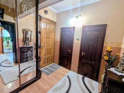 продаж 3-к квартира Білоцерківський, Біла Церква, 155000 $