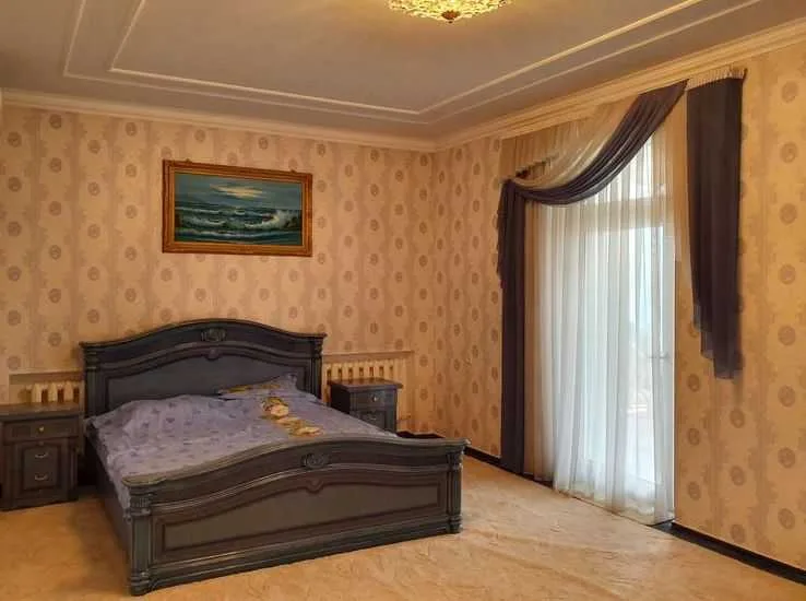 продаж 4-к будинок Дніпро, Центральний, 135000 $