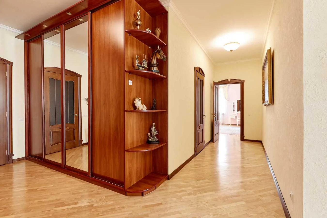 довгострокова оренда 4-к квартира Київ, Печерський, 2200 $/міс.