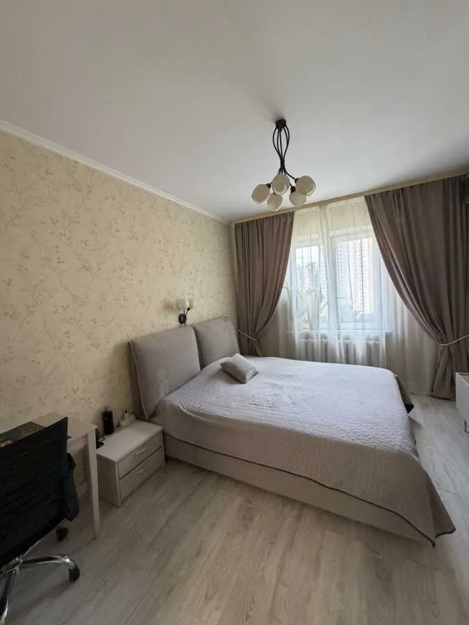 продаж 2-к квартира Київ, Дарницький, 108000 $
