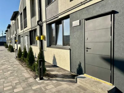 продаж 3-к квартира Києво-Святошинський, Гатне, 75000 $