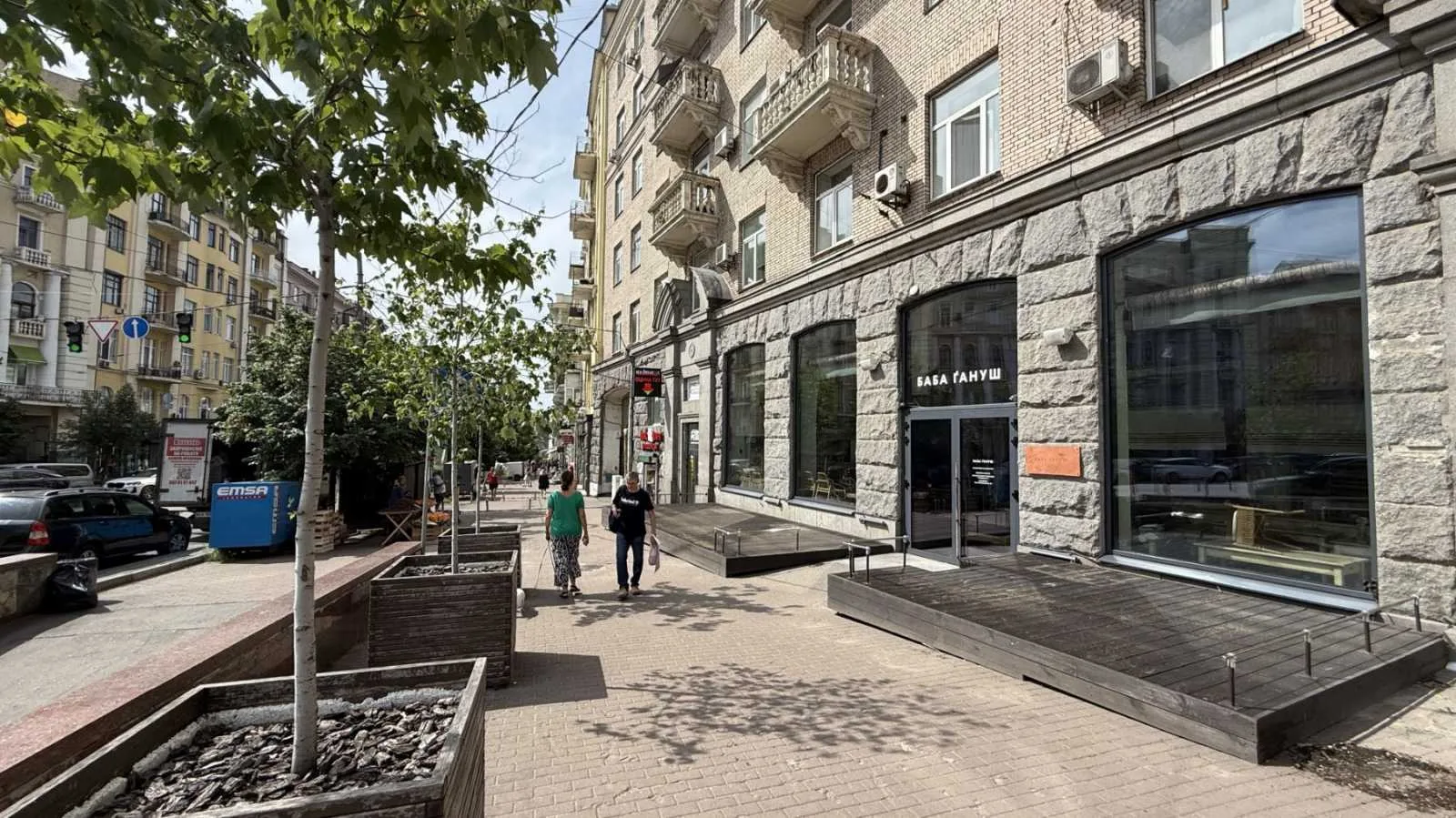 довгострокова оренда торгові площі Київ, Печерський, 387000 грн./міс.