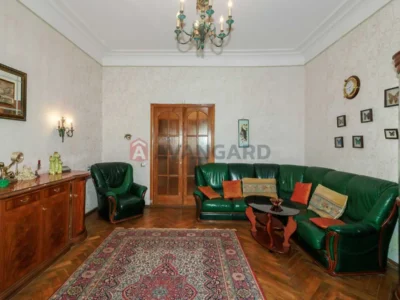 продаж 4-к квартира Київ, Печерський, 163000 $