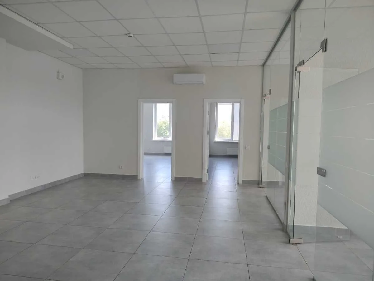 довгострокова оренда офісне приміщення Київ, Дніпровський, 69300 грн./міс.