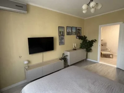 продаж 2-к квартира Київ, Дарницький, 108000 $