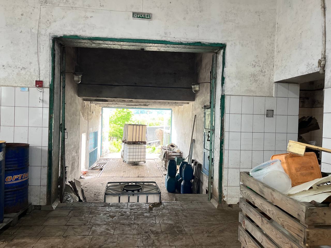 ОРЕНДА СКЛАДУ / ВИРОБНИЧОГО ПРИМІЩЕННЯ 752 м² | м. Перечин, Закарпаття