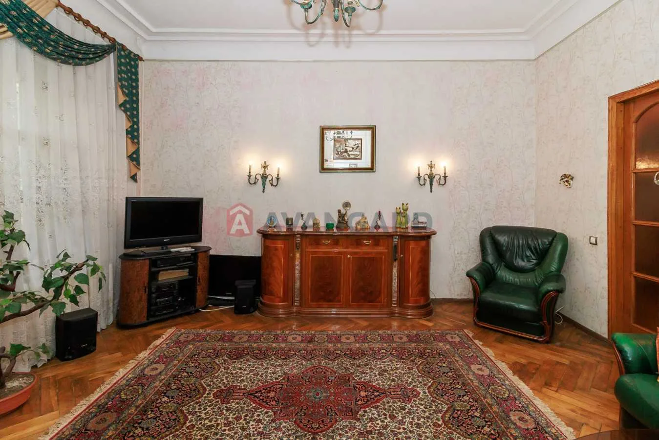 продаж 4-к квартира Київ, Печерський, 163000 $