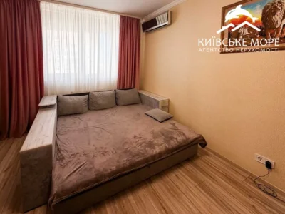 продаж 3-к квартира Київ, Дніпровський, 85000 $