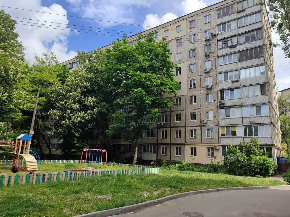 продаж кімната Київ, Голосіївський, 510337 грн.