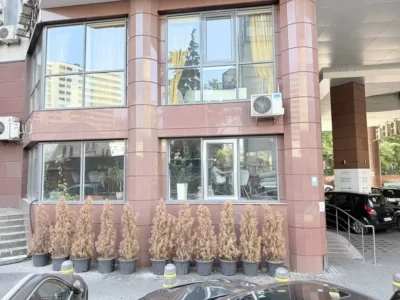 продаж торгові площі Київ, Печерський, 425000 $