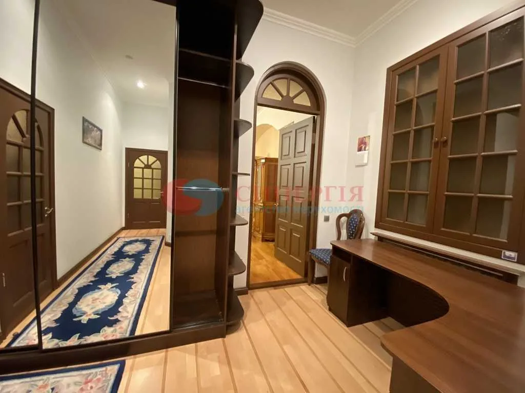 довгострокова оренда 3-к квартира Київ, Шевченківський, 1100 $/міс.