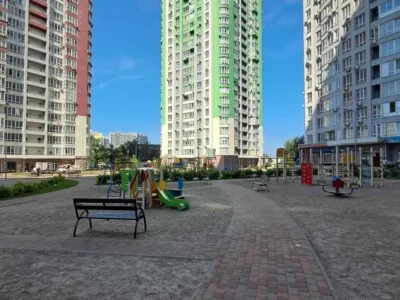 продаж 3-к квартира Київ, Дніпровський, 107000 $
