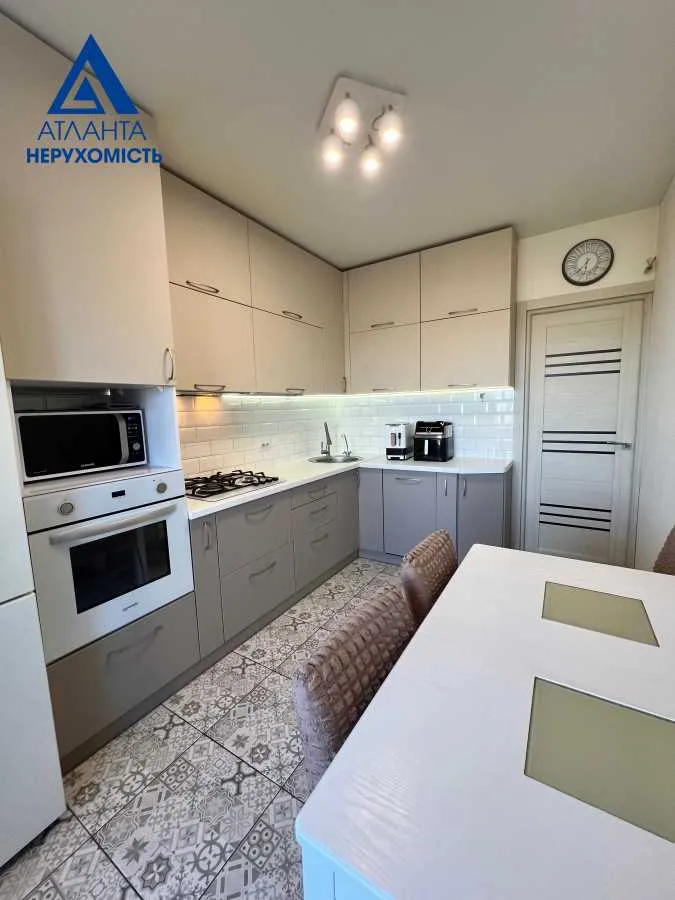 продаж 1-к квартира Луцьк, Струмівка, 65000 $