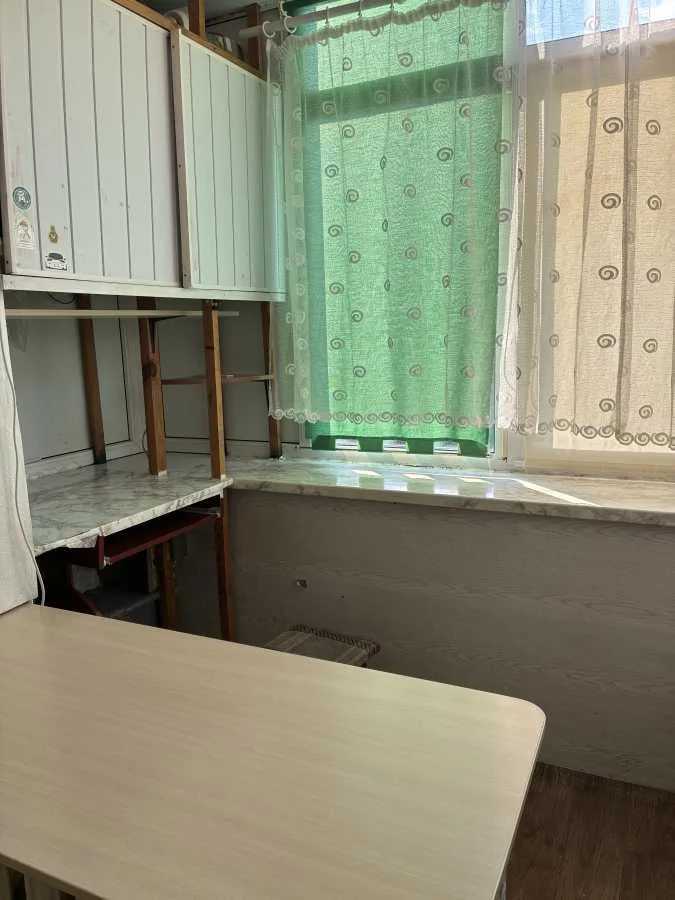 довгострокова оренда 1-к квартира Київ, Святошинський, 300 євро/міс.