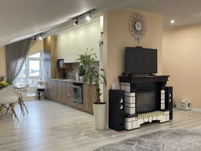 продаж 3-к квартира Хмельницький, 100000 $