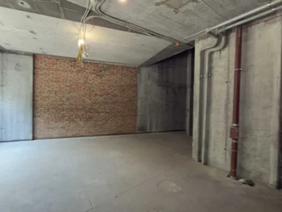 продаж торгові площі Київ, Печерський, 235000 $