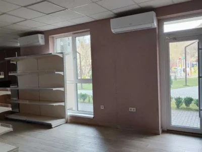 продаж торгові площі Київ, Печерський, 156000 $