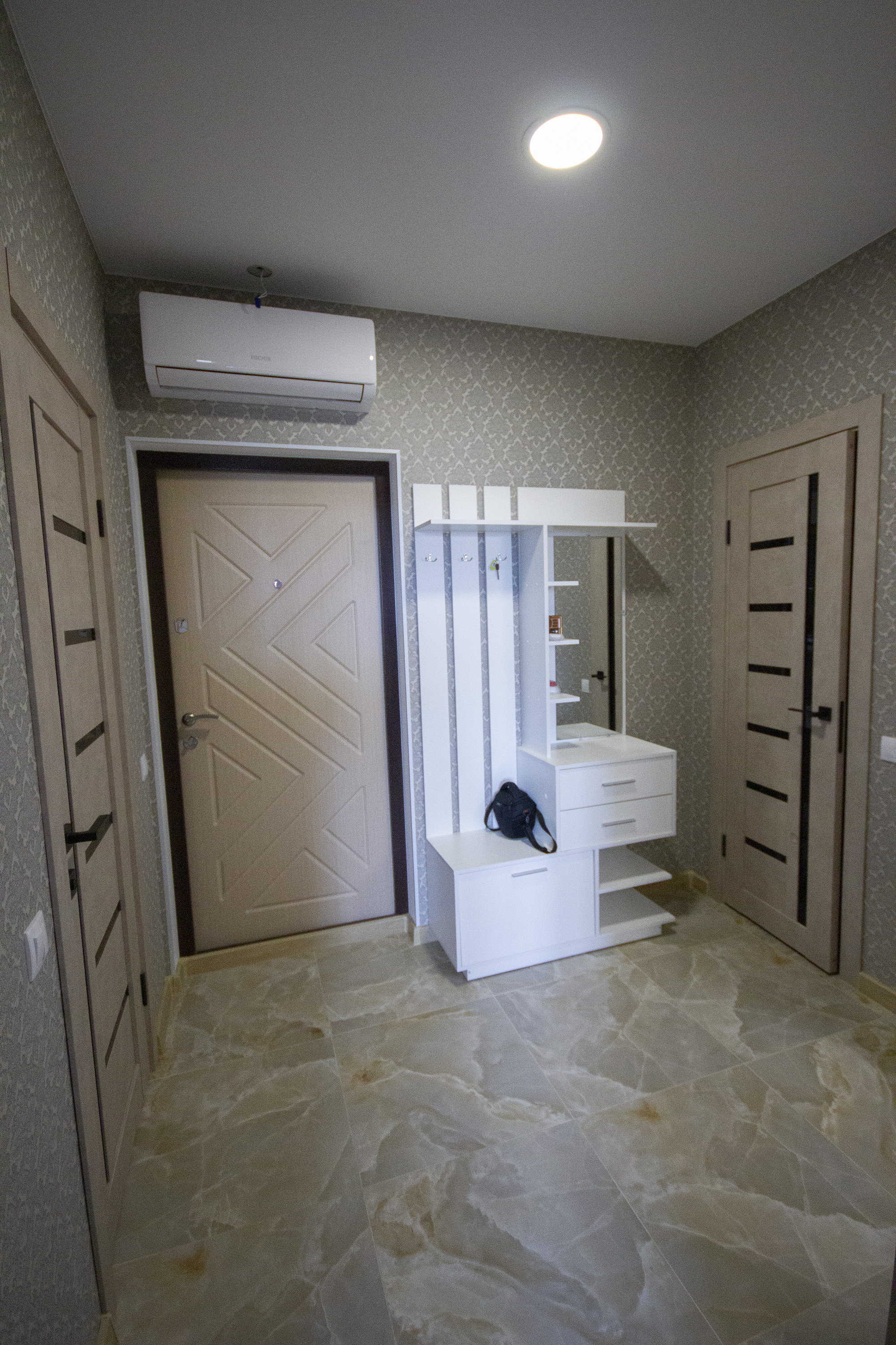 Здам нову 1-кімнатну квартиру на Таїрова, ЖК Акварель, Одеса. Генератор, укриття.