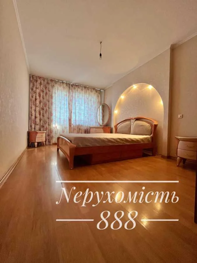 продаж 3-к квартира Київ, Дніпровський, 84500 $