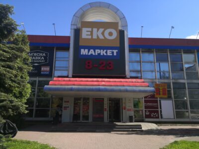 м. Київ, вул. Голего, 7, приміщення в ТЦ 150 м2