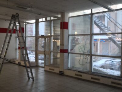 м. Київ, вул. Голего, 7, приміщення в ТЦ 150 м2