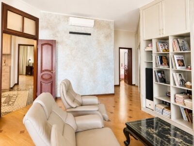 Стильна 145 м², Центр, Пирогова 6А, паркінг Золоті Ворота