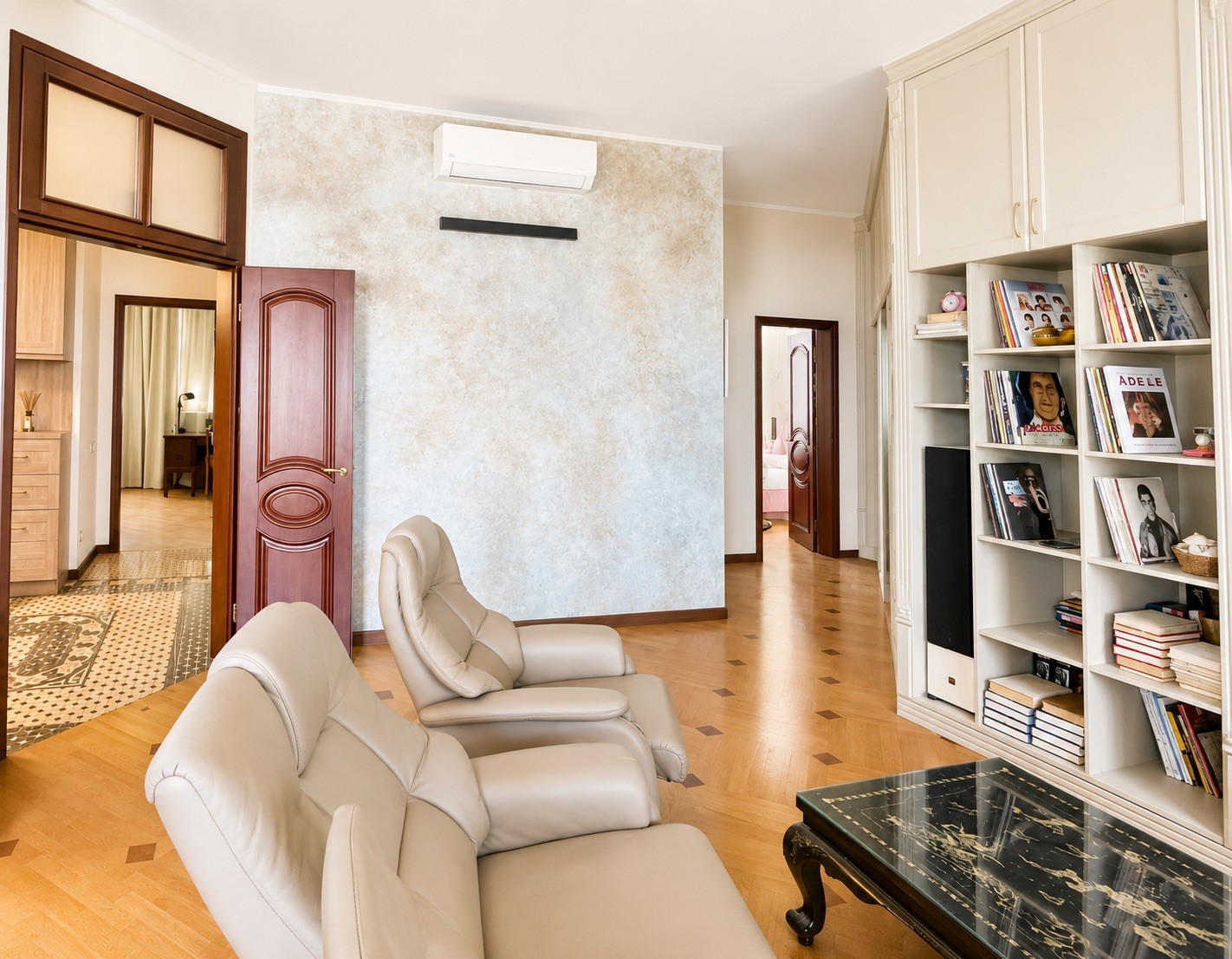 Стильна 145 м², Центр, Пирогова 6А, паркінг Золоті Ворота
