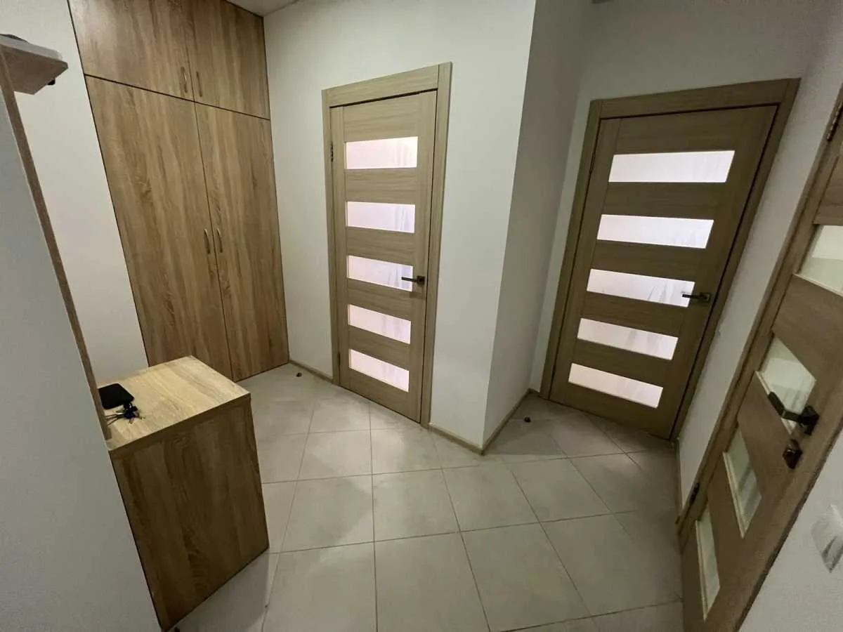 довгострокова оренда 1-к квартира Броварський, Бровари, 15000 грн./міс.