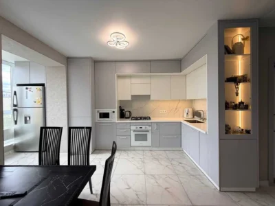продаж 3-к квартира Києво-Святошинський, Софіївська Борщагівка, 106000 $