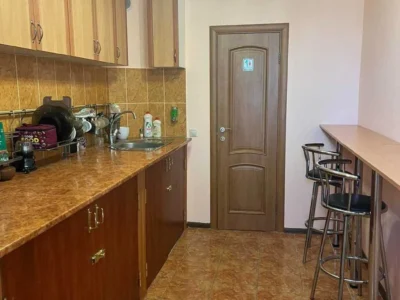 довгострокова оренда приміщення вільного призначення, будівлі Київ, Дарницький, 12000 грн./міс.
