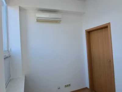 довгострокова оренда офісне приміщення Київ, Дніпровський, 26400 грн./міс.
