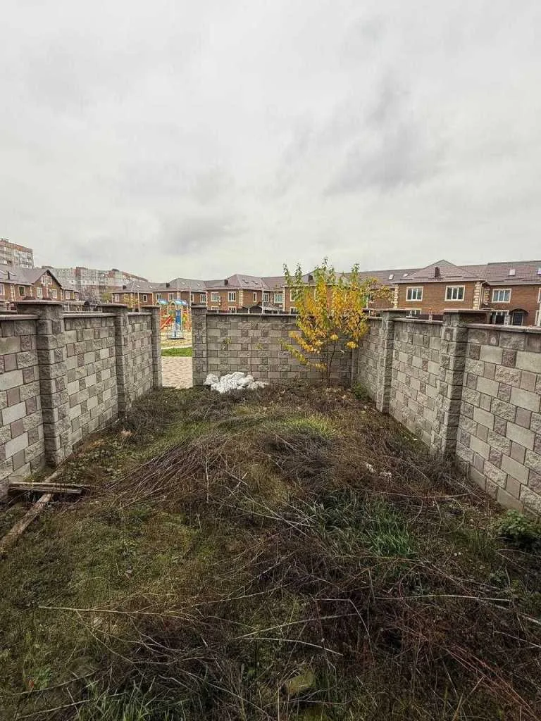 продаж 4-к таунхаус Білоцерківський, Біла Церква, 78000 $