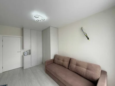 продаж 3-к квартира Києво-Святошинський, Софіївська Борщагівка, 106000 $