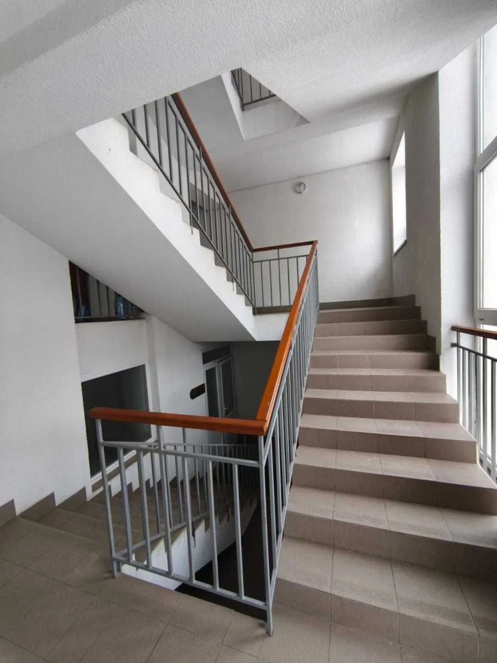 продаж 4-к квартира Львів, Винники, 138000 $