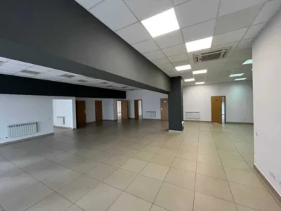 довгострокова оренда офісна будівля Київ, Дніпровський, 150000 грн./міс.