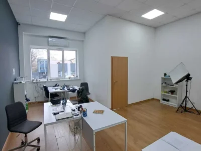 довгострокова оренда офісне приміщення Київ, Дніпровський, 20300 грн./міс.