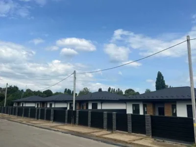 продаж 3-к будинок Броварський, Бровари, 125000 $
